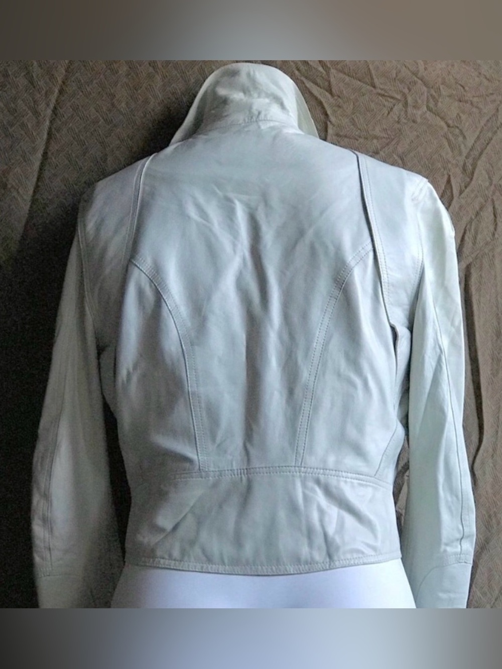 Giles Grey Leather Cropped Moto - Picture 5 of 10